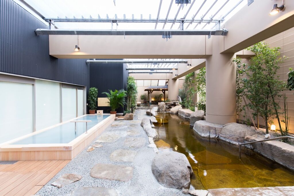  LaQua Spa Places To Relax In Tokyo 