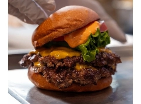 HENRY’S BURGER Daikanyama (Shibuya)