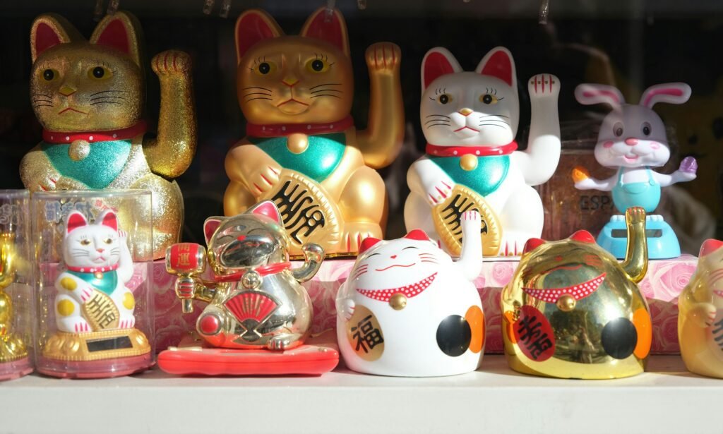 DOs and DONTs in Japan: Essential Etiquette Tips for First-Time Visitors (2025) 11 DOs and DONTs in Japan