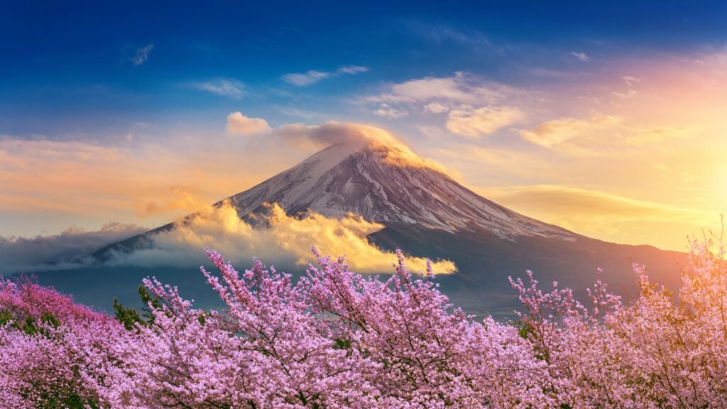 Beginner’s Guide to Climbing Mount Fuji: A Step-by-Step Adventure Plan + Insider Tips (2025) 9 Climbing Mount Fuji