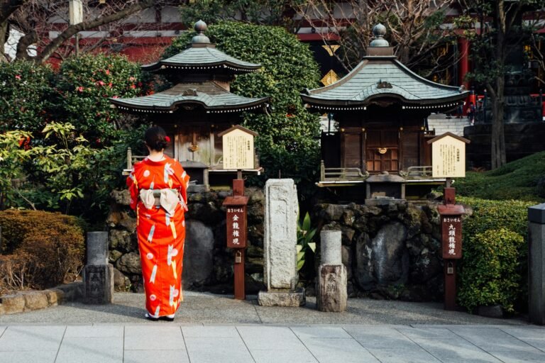 DOs and DONTs in Japan