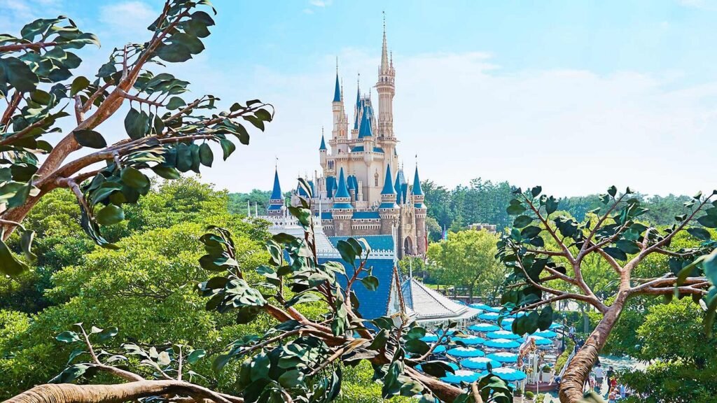 Ultimate 2025 Tokyo Travel Guide: Best Things to Do, Eat & See in Japan’s Capital 58 Tokyo Disneyland