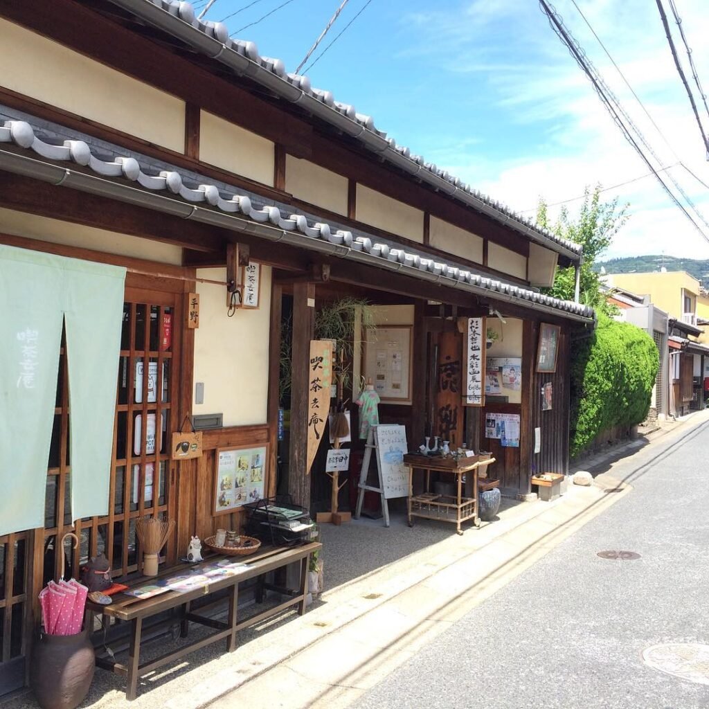 20 Hidden Gems in Nara You Shouldn’t Miss: Secret Spots Loved by Locals (2025) 23 Naramachi