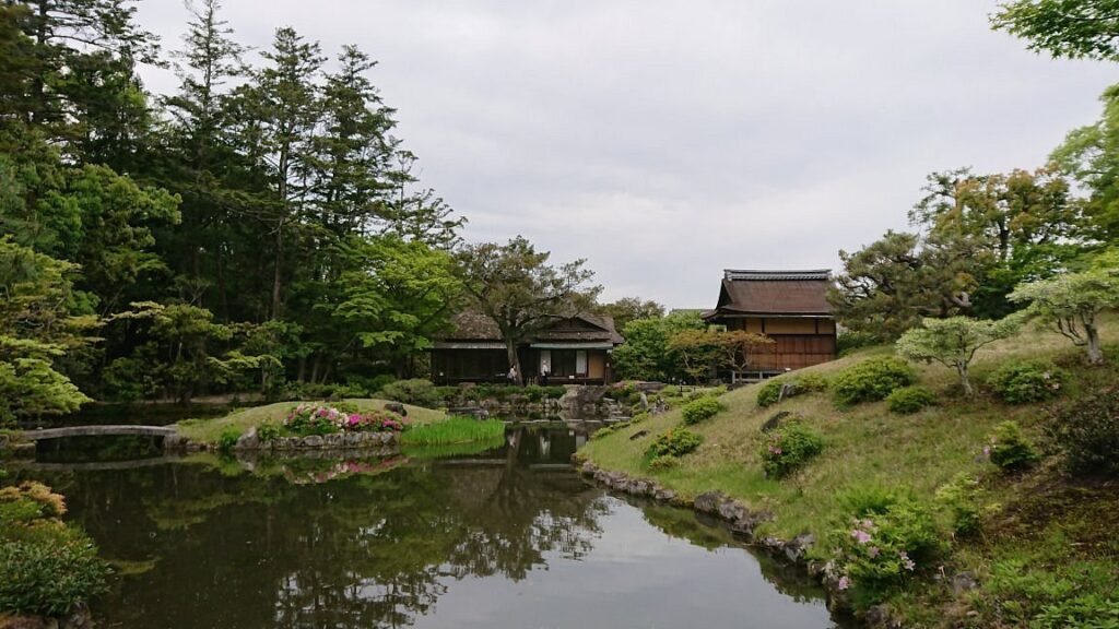 20 Hidden Gems in Nara You Shouldn’t Miss: Secret Spots Loved by Locals (2025) 13 Isuien Garden