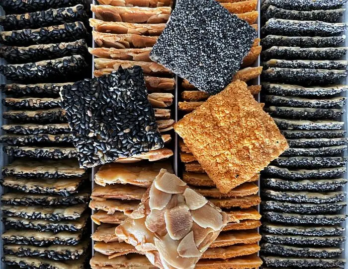 38 Best Things To Buy in Osaka: Unique Sweets, Snacks & Gifts You’ll Want to Bring Home (2025) 24 o0700054215459167454.jpg