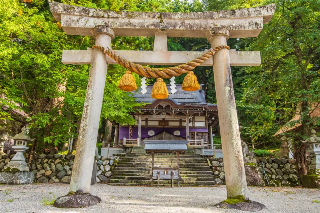 Anime Pilgrimage Japan: A Deep Dive into 48 Sacred Anime Locations Across Japan 20 Shirakawa Hachiman Shrine