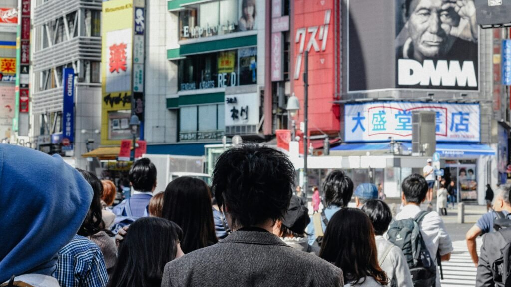 Pros and Cons of Living in Tokyo