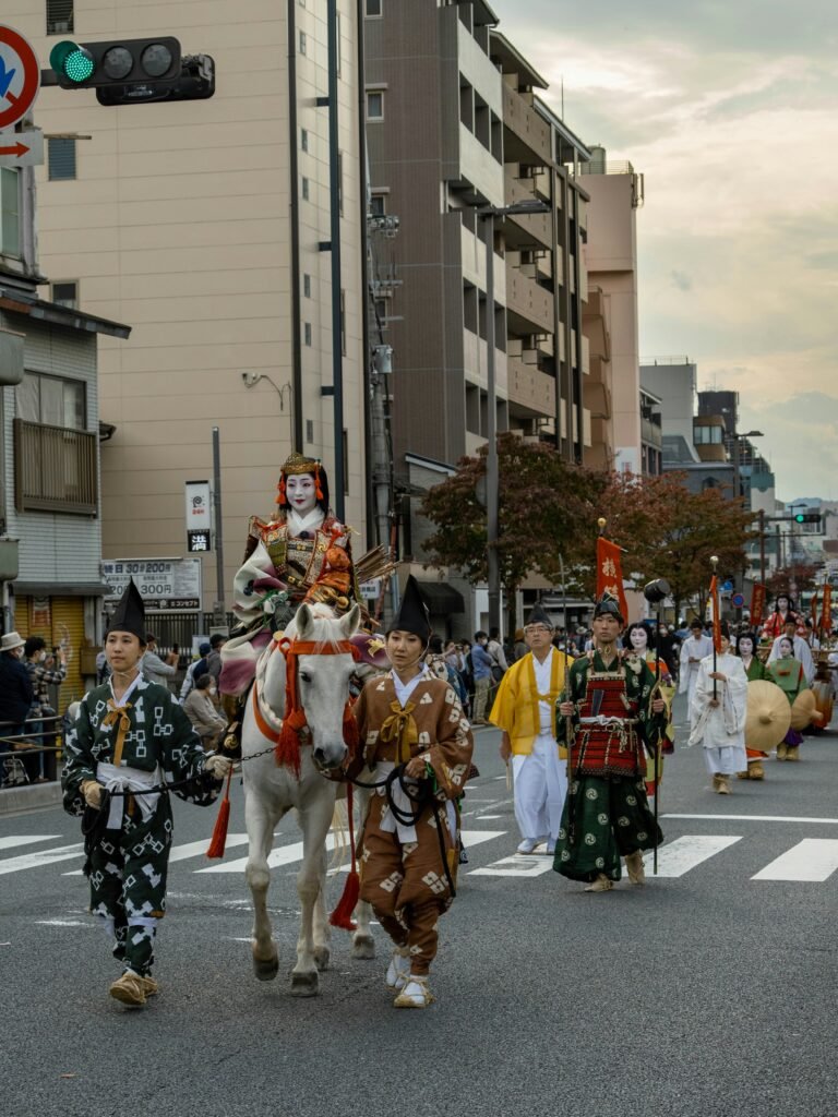 Pros and Cons of Living in Tokyo