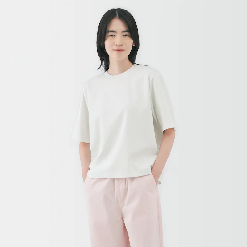 What to Buy at MUJI Japan in 2026: Best Picks, Prices & Where to Find Them 2 Organic cotton T-shirt with UV protection MUJI Japan