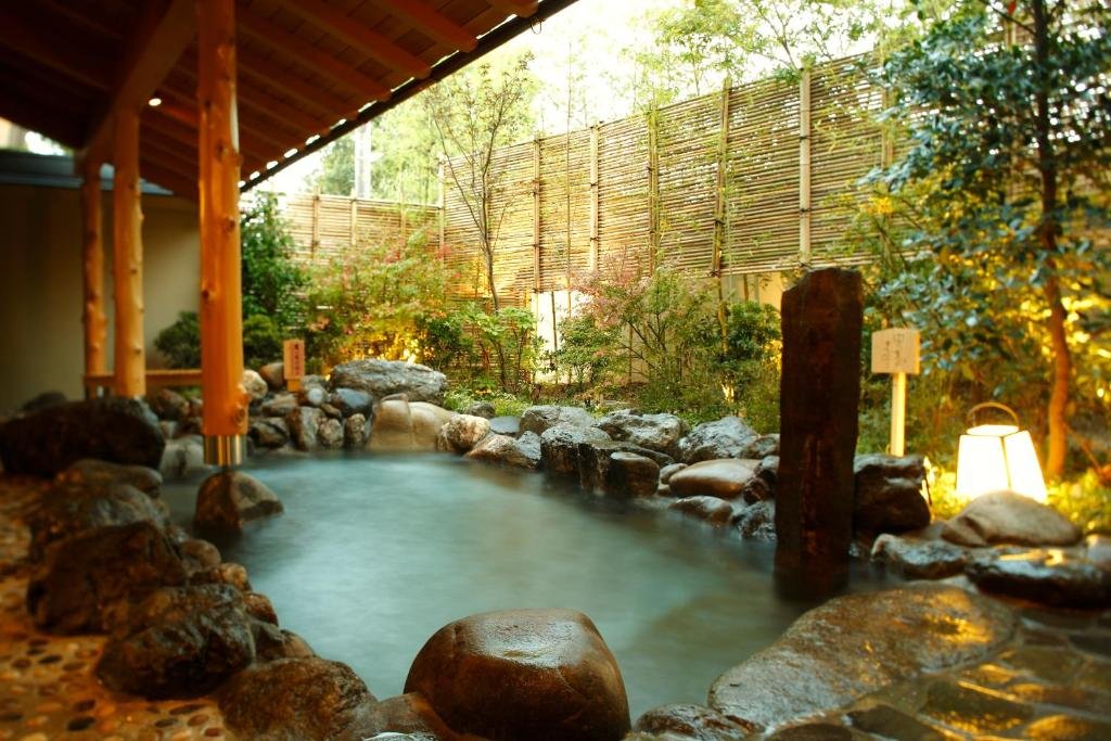 Arashiyama Onsen Kadenshō