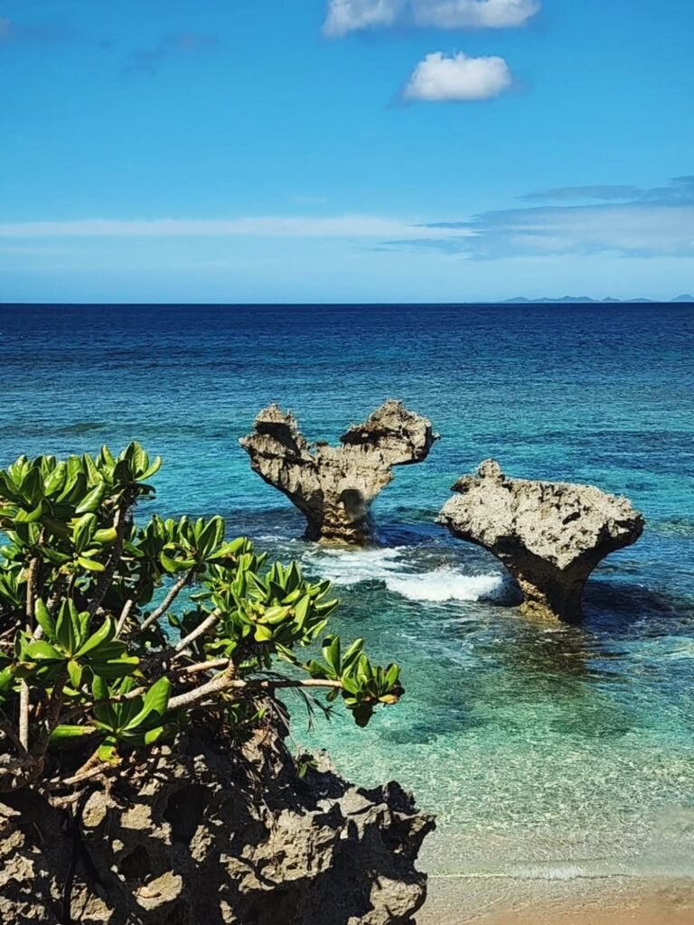 Okinawa Itinerary (2026): The Perfect 6-Day Island Adventure — Beaches, Blue Caves & Hidden Ryukyu Magic 14 Heart Rock Kouri Island Okinawa