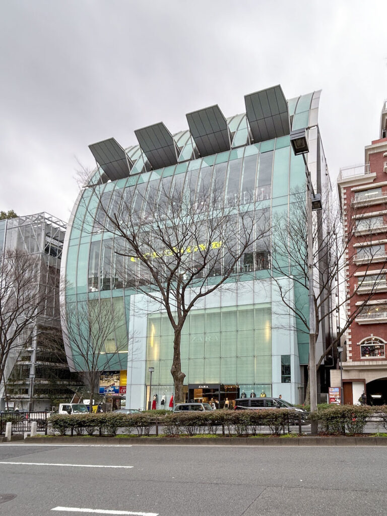 Perfect 3 Days in Tokyo (2026): The Ultimate Itinerary for First-Time Visitors 18 V28 building with its curved glass façade Tokyo