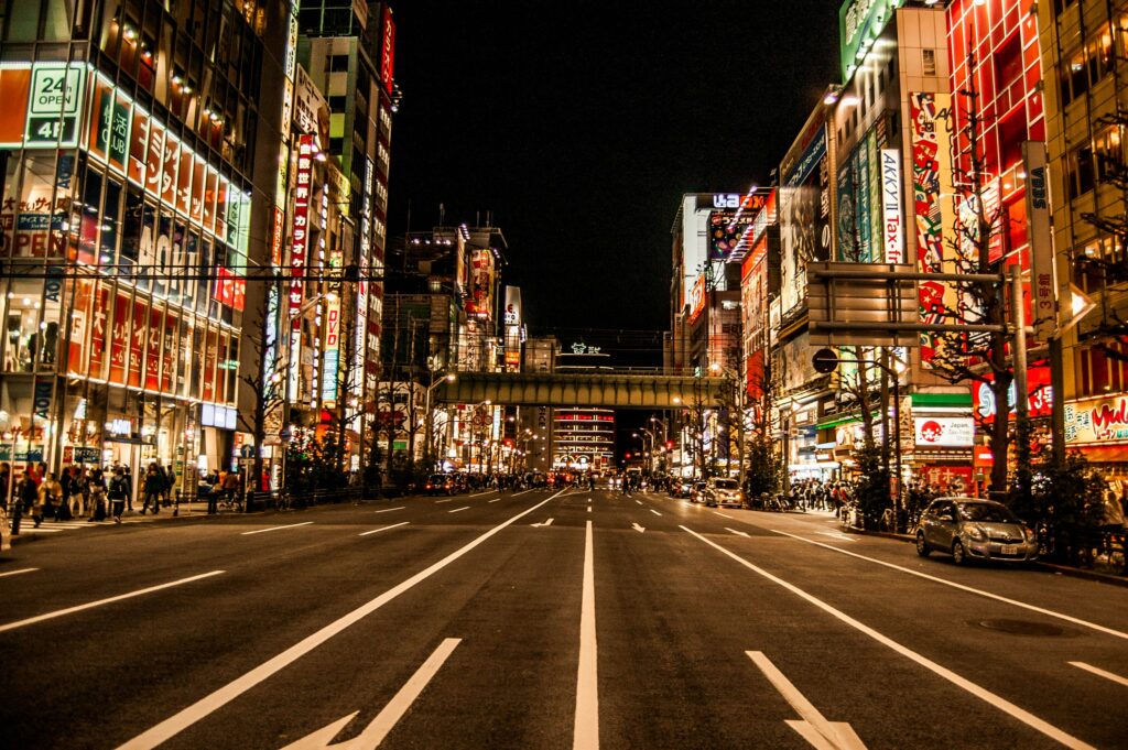 Perfect 3 Days in Tokyo (2026): The Ultimate Itinerary for First-Time Visitors 10 How to get around Tokyo by public transport