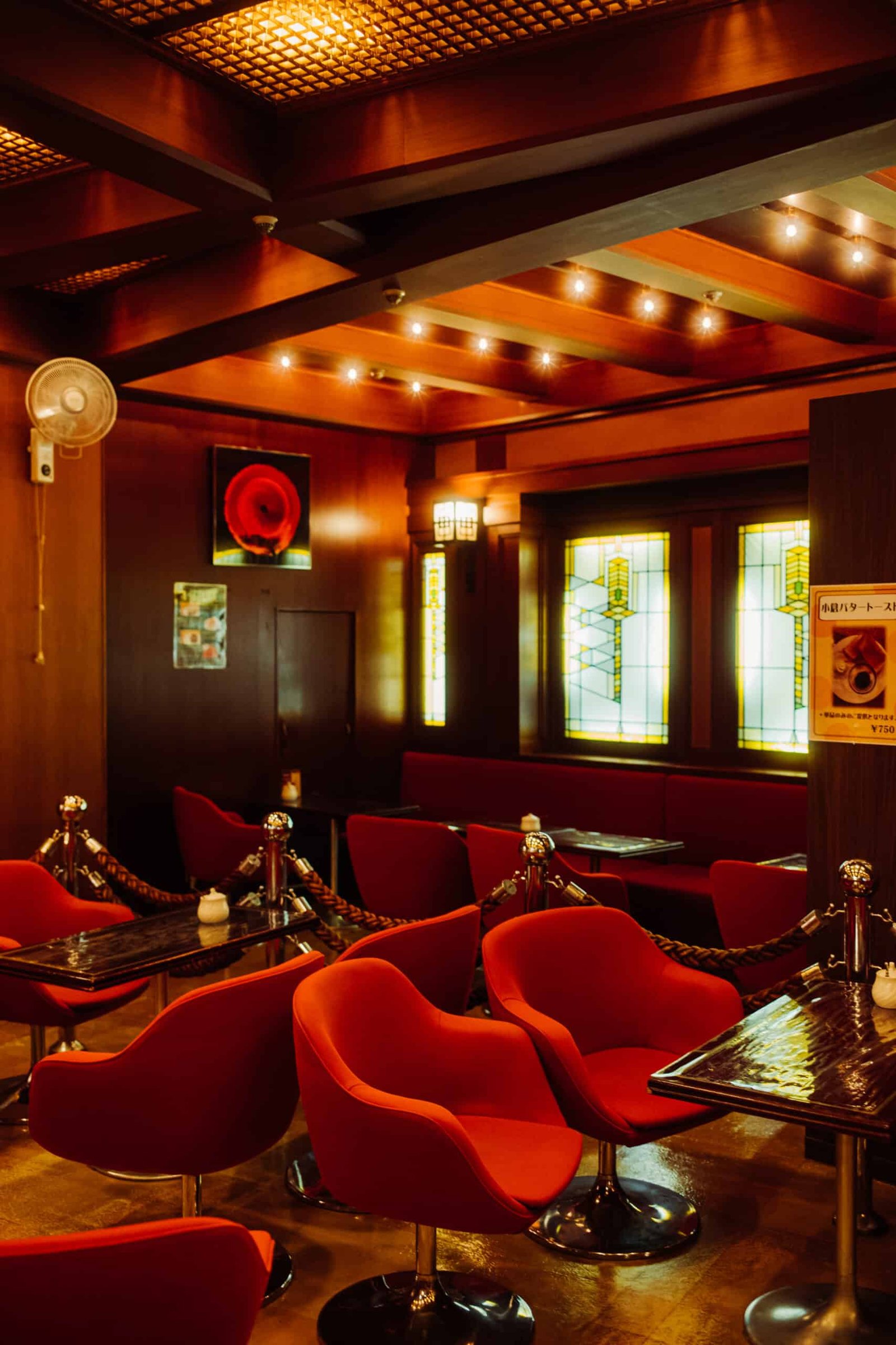 10 Cool Things To Do Solo in Tokyo (2026): Fun, Safe & Easy Ideas for Independent Travelers 12 Solo Café Time Royal, a coffee shop in the first basement level of Tokyo Transportation Center