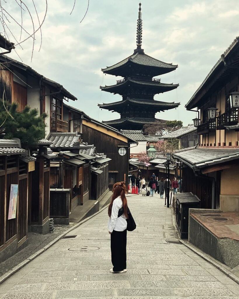 5 Best Kyoto Experiences (2026): From A Tranquil Zen Tour To An Atmospheric Walking Tour At Night 7 Hōkan-ji Temple (Yasaka Pagoda)
