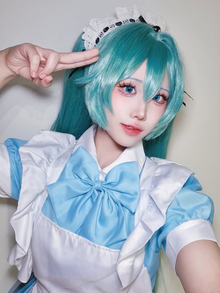 Maid at Maid Cafe Japan