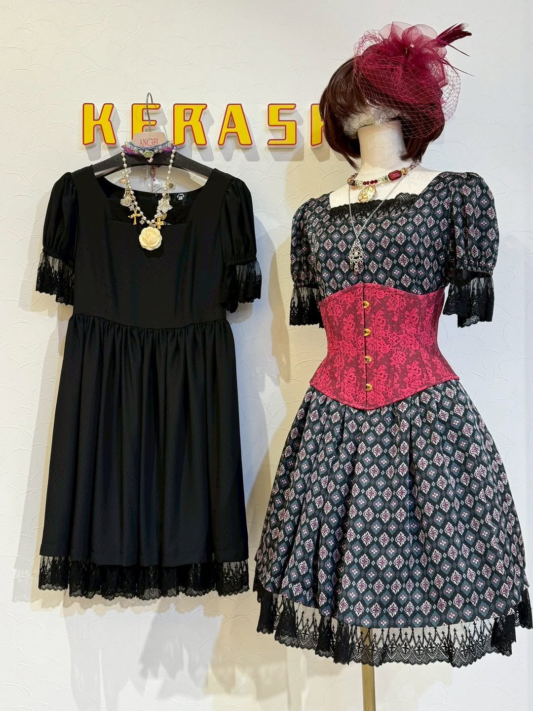 Japanese Lolita Style (2026): A Beginner’s Guide to Types, Rules, Brands, and How to Wear It 29 Outfits in KERA SHOP Tokyo