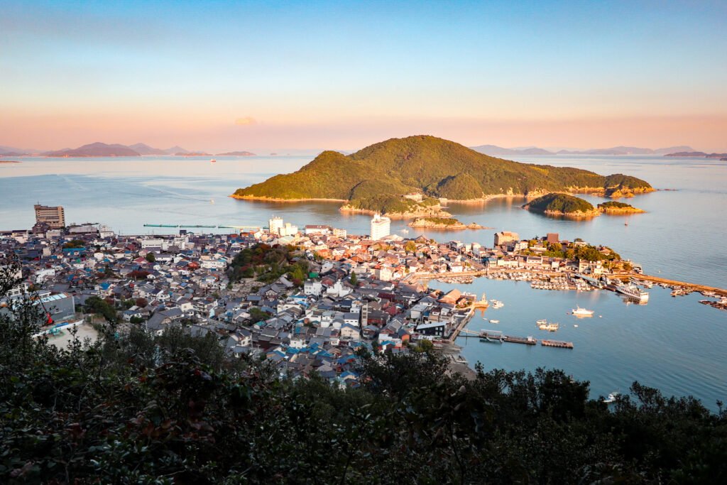 Tomonoura, the village of Ponyo.