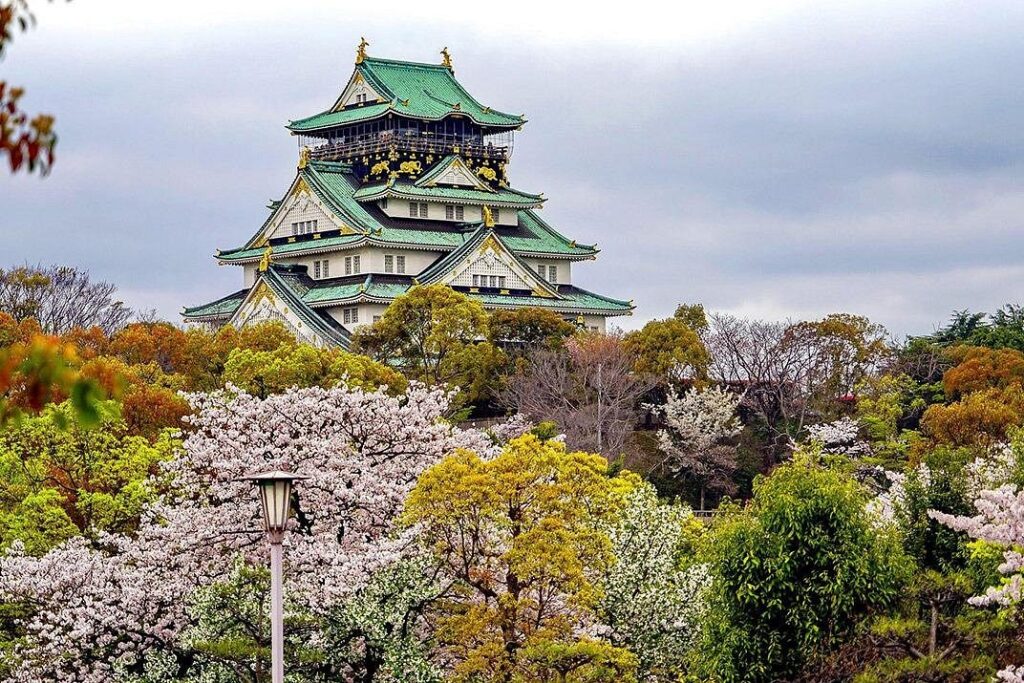 What to Do in Osaka (2026): Best Things to See, Eat & Experience 14 Osaka Castle Park