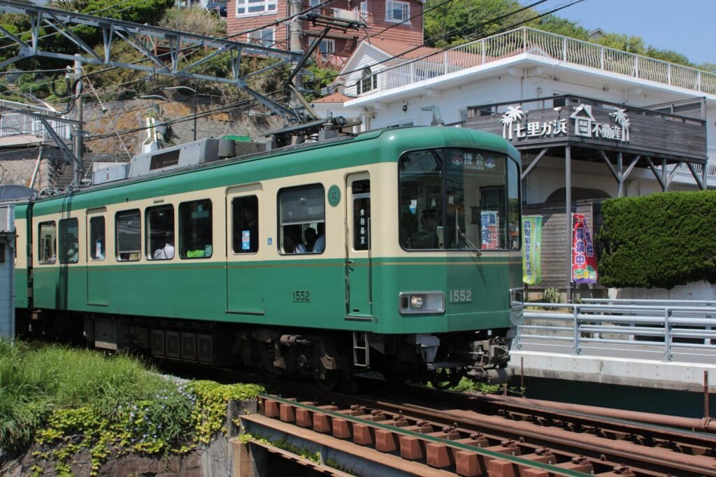 What to Do in Enoshima (2026): Best Sights, Sunset Views & Hidden Gems 7 Enoden Train