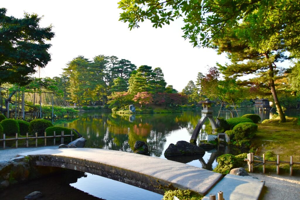 What to Do in Kanazawa (2026): Itinerary, Must-See Spots & Local Food 13 Kenrokuen Gardens