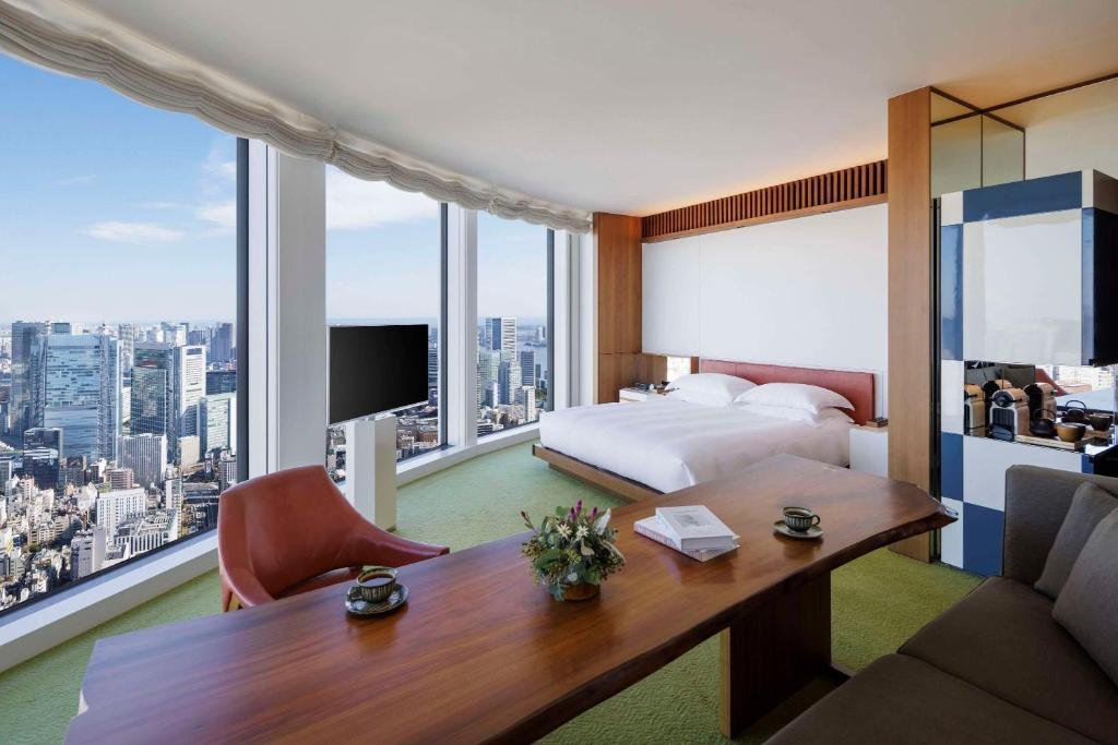 Best Luxury Hotels in Japan (2026): Top 9 Stunning Stays for an Unforgettable Trip 16 Andaz Tokyo stylish hotel interior with Japanese craft design and city views