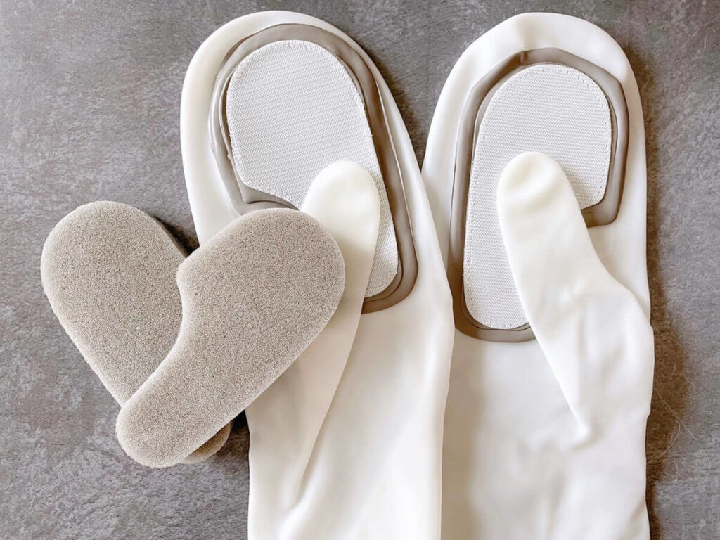 “PVC Wash Gloves”