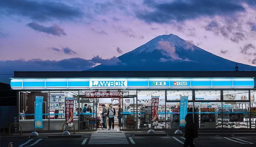 What To Buy At Lawson Japan in 2026: 25 Best Things- Hot food, Bento, Desserts, Coffee, Themed promos, Collabs + Limited Editions 27 2025lawson16 870x500 1753027744