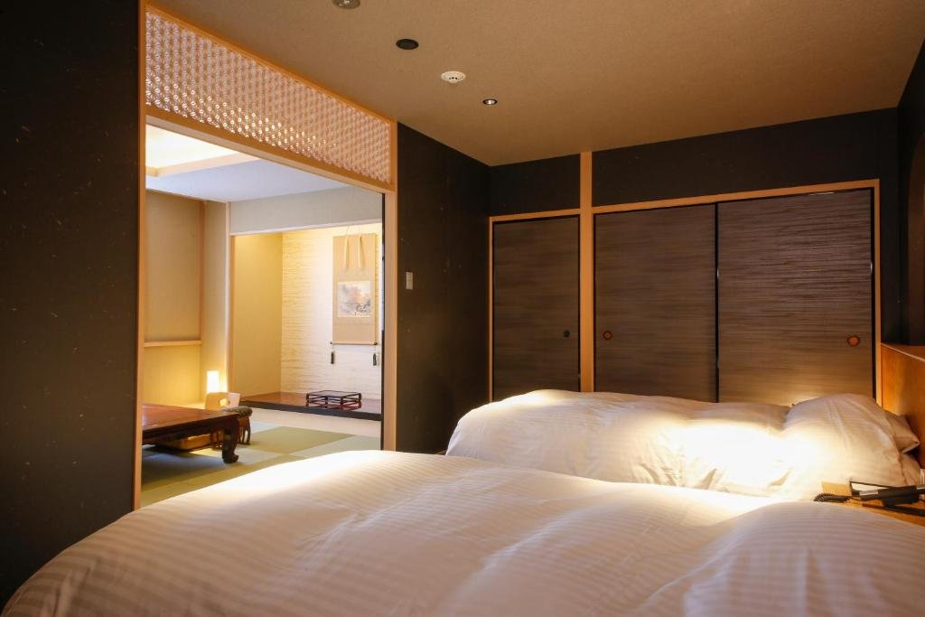 Romantic Hotels in Kyoto in 2026: 15 Dreamy Stays for Couples (Ryokan to Boutique) 14 Hotel Honnoji