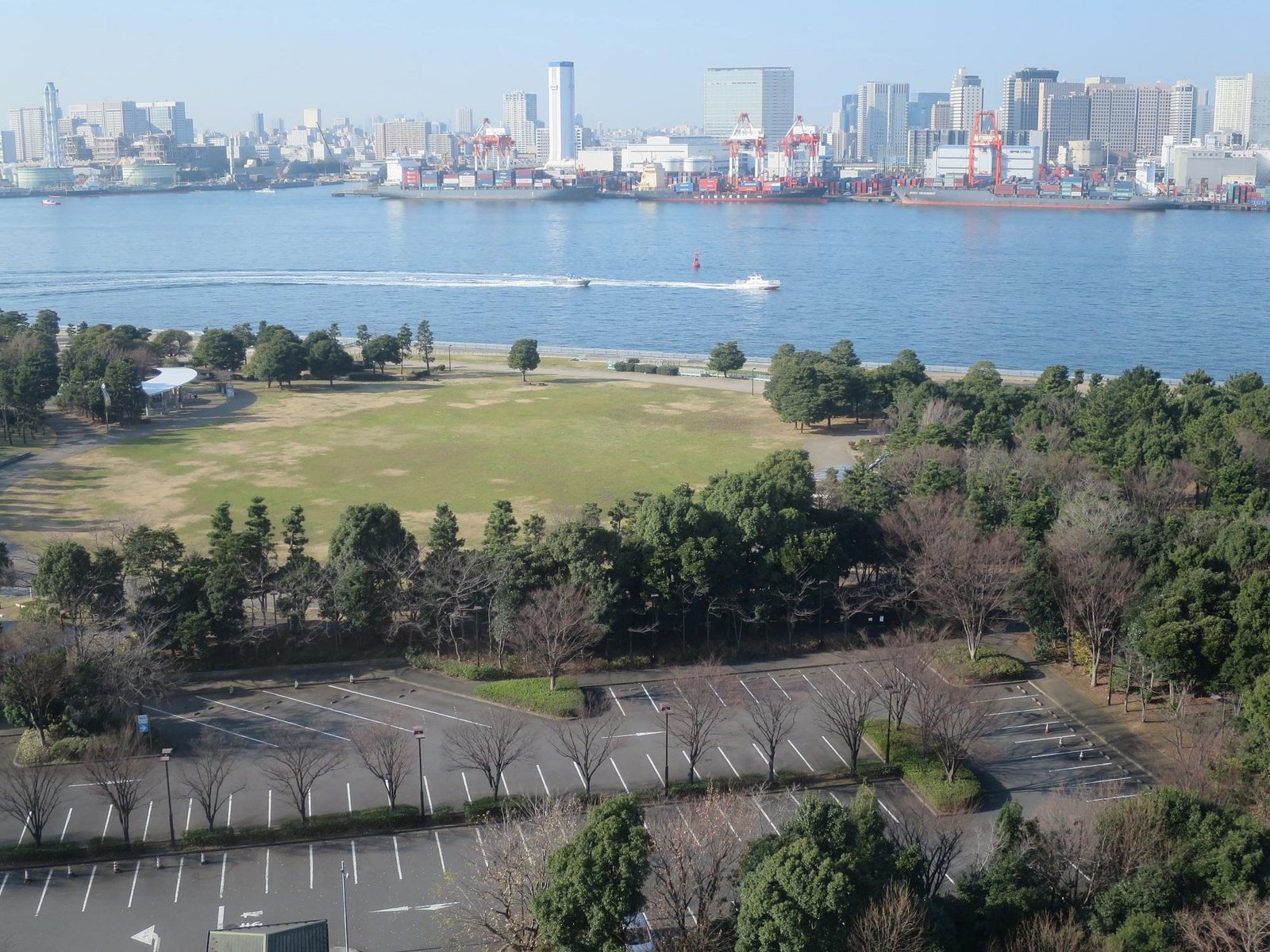 What To Do in Odaiba (2026): Tokyo Bay, Museums & Gourmet Places 18 Shiokaze Park
