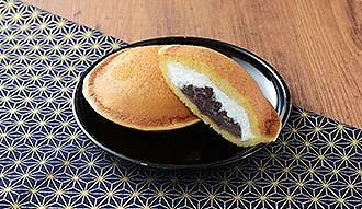 What To Buy At Lawson Japan in 2026: 25 Best Things- Hot food, Bento, Desserts, Coffee, Themed promos, Collabs + Limited Editions 17 Uchi Café desserts