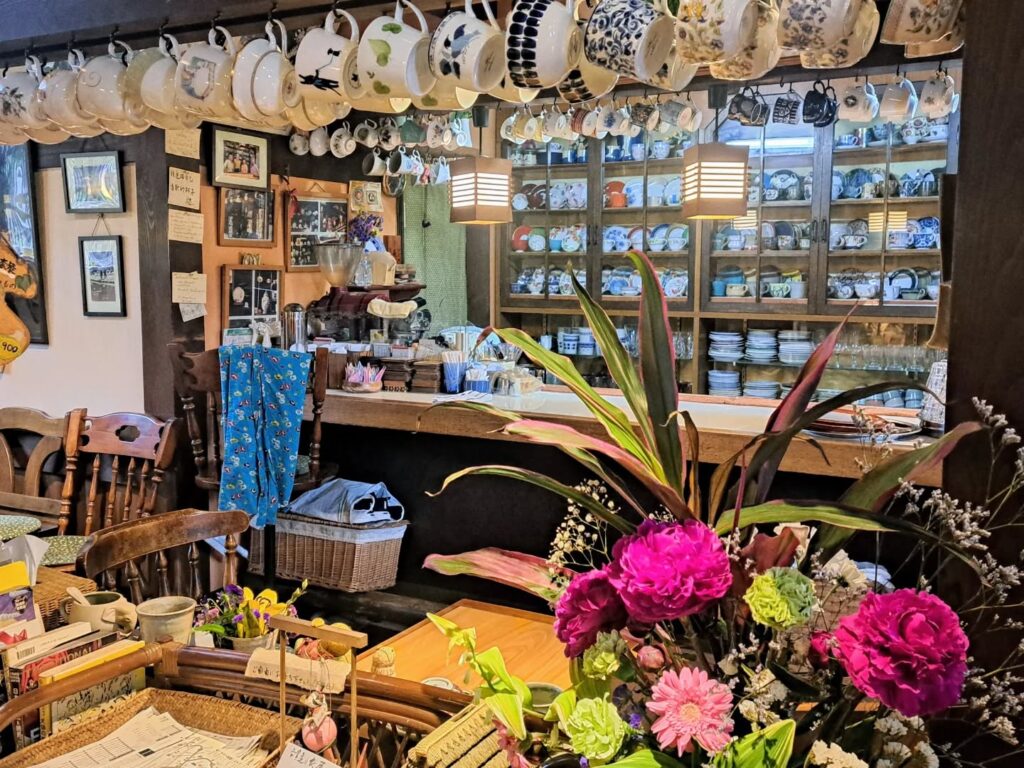 What To Do In Shirakawago In One Day (2026): Perfect Itinerary 16 Ochudo Café