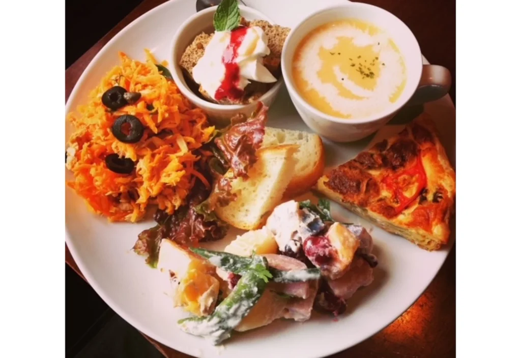 Where To Eat In Kamakura (2026): 24 Hidden Gems Lunch Spots 17 Dolce far niente Kamakura