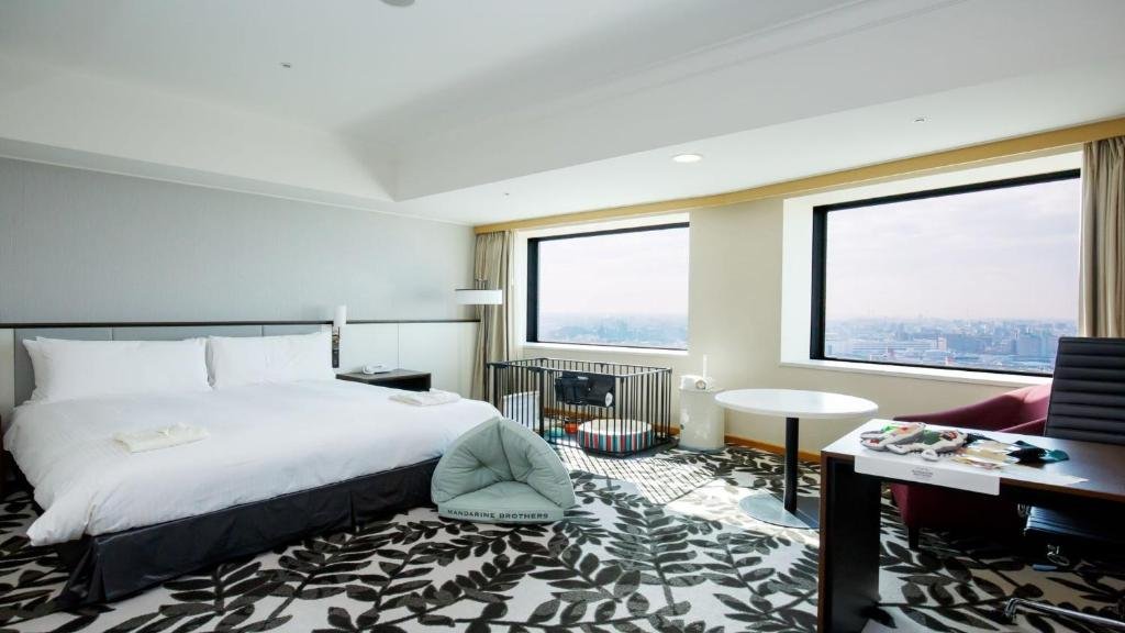 Where to Stay in Nagoya (2026): 15+ Best Hotels for Couples, Families & More 33 ANA Crowne Plaza Hotel Grand Court Nagoya