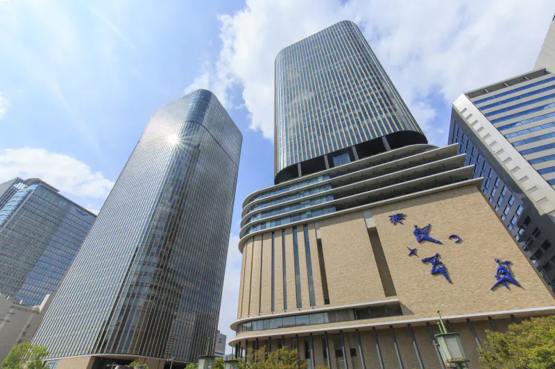Osaka City Central Public Hall / Yodoyabashi