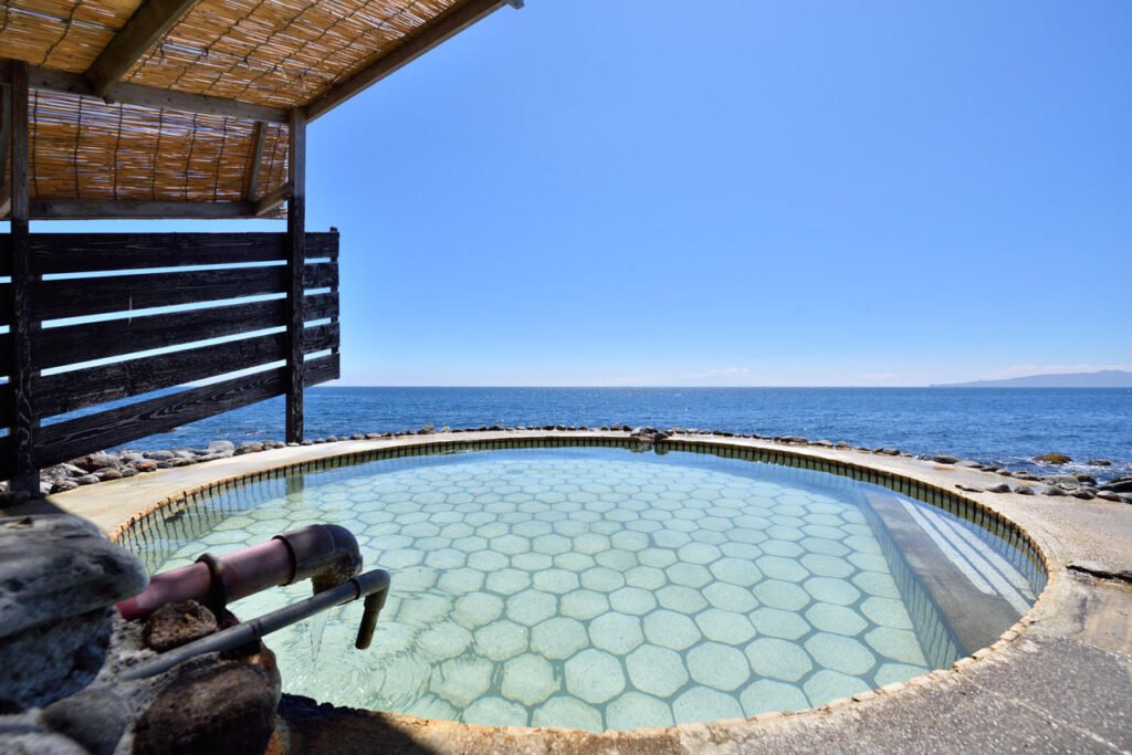 Ocean-view hot spring baths in southern Izu