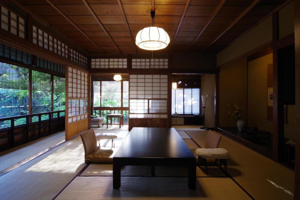 Elegant Japanese interior at Hiiragiya Ryokan Kyoto