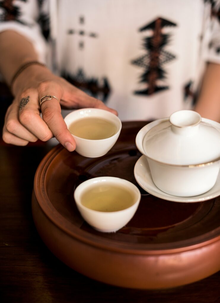 10 Top Spots with Best Green Tea in Tokyo (2026) 11 Japanese tea dessert and minimalist table setting inspired by VERT in Tokyo