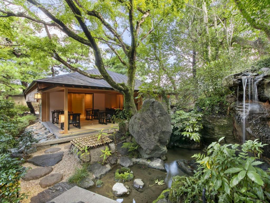 What to Do in Gion Kyoto in 2026: Beautiful Streets, Shrines and Local Experiences 39 Fufu Kyoto Gion