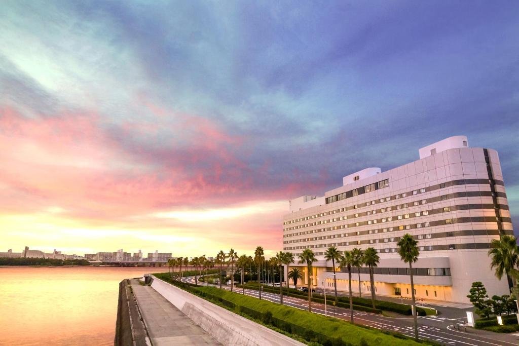 Tokyo Bay Maihama Hotel First Resort themed room for a family Disney trip