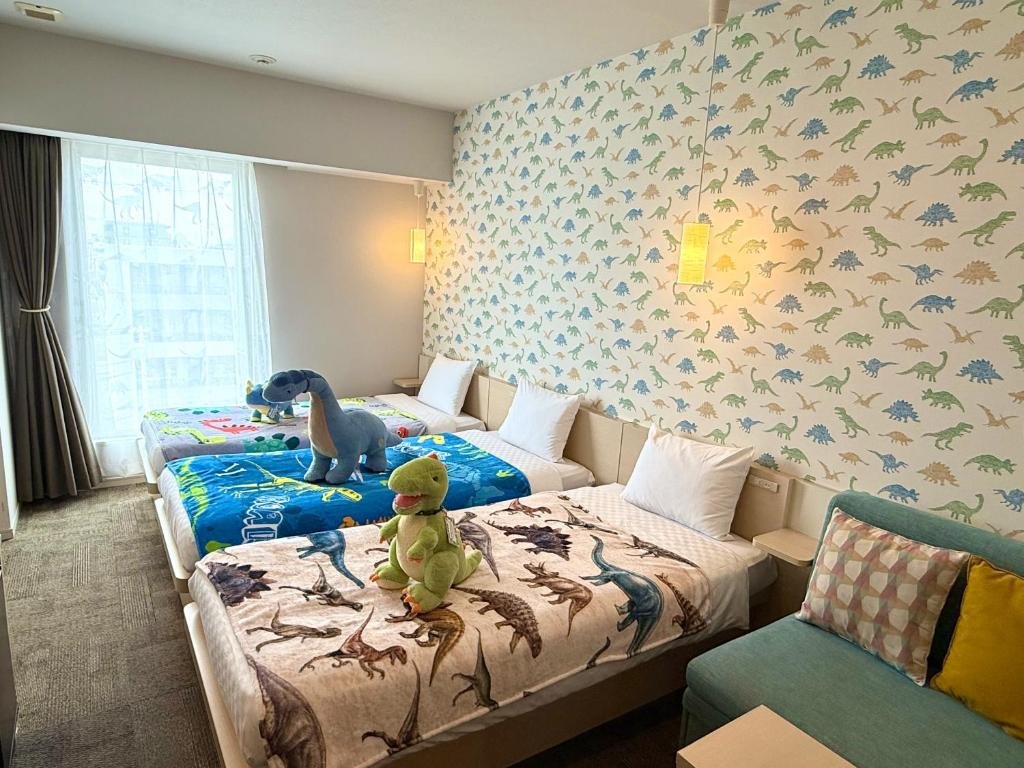Henn na Hotel Maihama Tokyo Bay guest room for families near Maihama Station