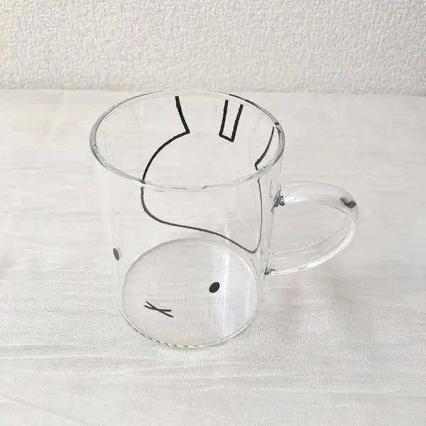 Heat-resistant glass mug 330ml with Selfie Miffy face design