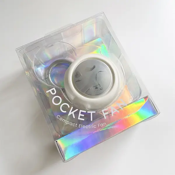 What to Buy in Hands Tokyo (2026): 14 Clever Gadgets, Cute Stationery & Weirdly Useful Japanese Finds 9 Spice of Life palm-sized mini fan with carabiner for summer travel in Japan