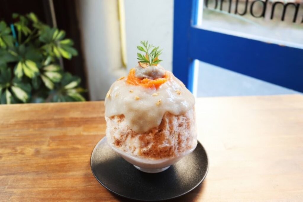 Burdock Root and Japanese Black Tea Petal Mochi Style
