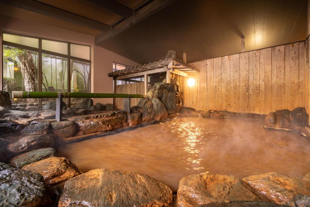 Where to Stay in Kobe For The First Time (2026): 6 Best Areas and 18 Hotel Picks 25 Arima Onsen Tocen Goshobo historic ryokan in Kobe