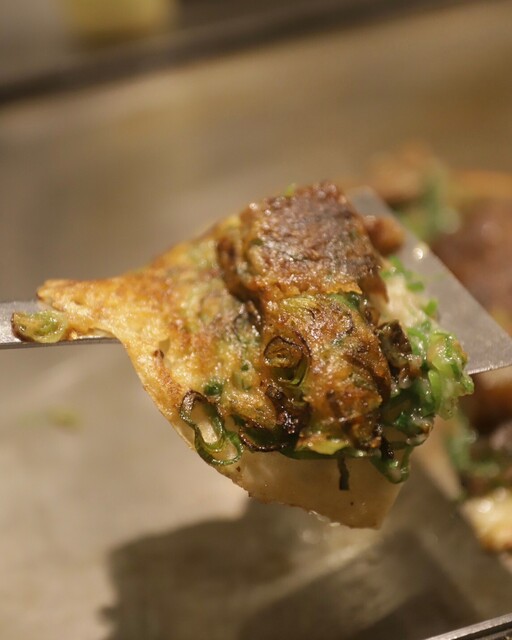 Where to Eat in Kobe (2026): 21 Best Places for Kobe beef, sushi & local food 21 Customisable sobameshi with beef tendon at Mimasaka Kobe Sannomiya