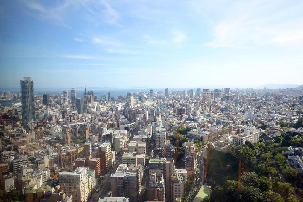 Where to Stay in Kobe For The First Time (2026): 6 Best Areas and 18 Hotel Picks 19 Kitano and Shin-Kobe district at the foot of the Rokko Mountains