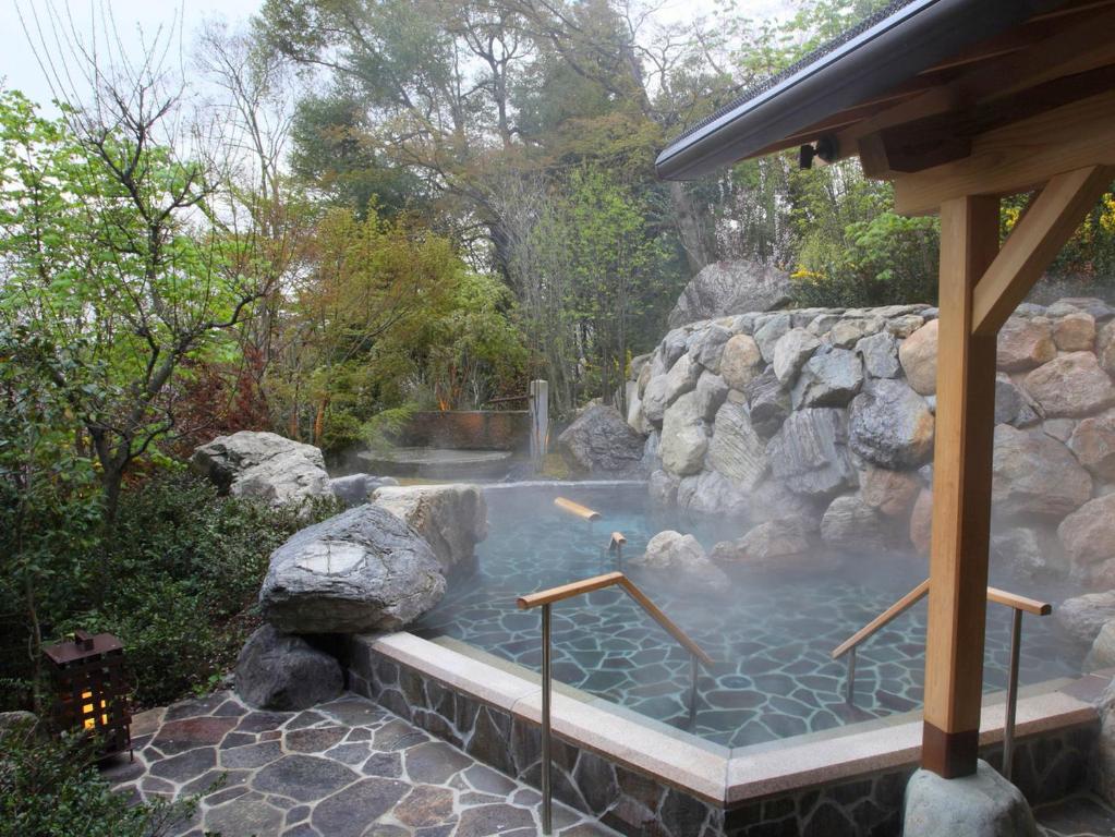 Where to Stay in Kobe For The First Time (2026): 6 Best Areas and 18 Hotel Picks 23 Arima Onsen hot-spring town in the mountains of Kobe