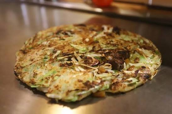 Where to Eat in Kobe (2026): 21 Best Places for Kobe beef, sushi & local food 20 Kobe-style sobameshi served at Okonomiyaki Yuki in Shin-Nagata