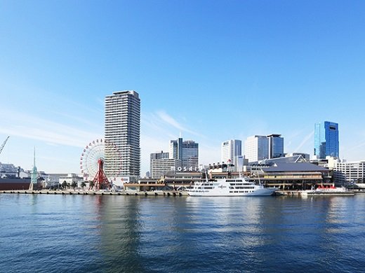 35 Best Things to Do in Kobe (2026): Waterfront Views, Mountain Escapes and Cultural Sights 20 Kobe Harborland waterfront with shops, restaurants and illuminated landmarks